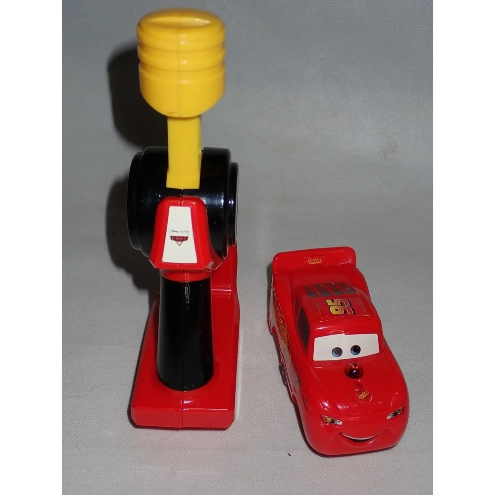 Fisher-Price GeoTrax Cars Lightning McQueen Rust-Eze Controller Set tested!
